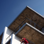 飞行墙壁招待所，印度 / Dhulia Architecture Design Studio