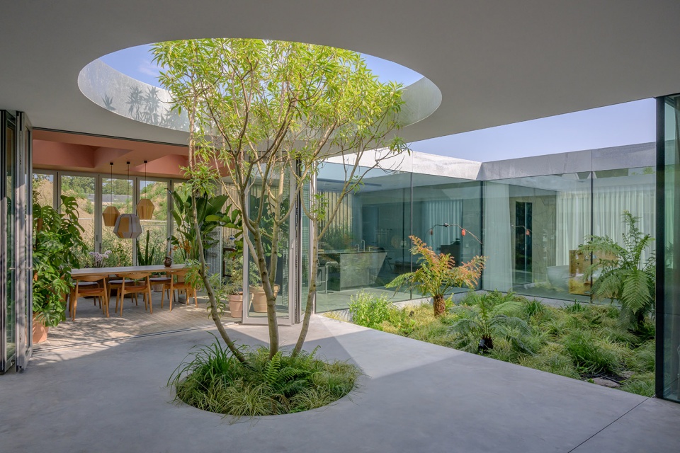 Villa Fifty Fifty Studioninedots
