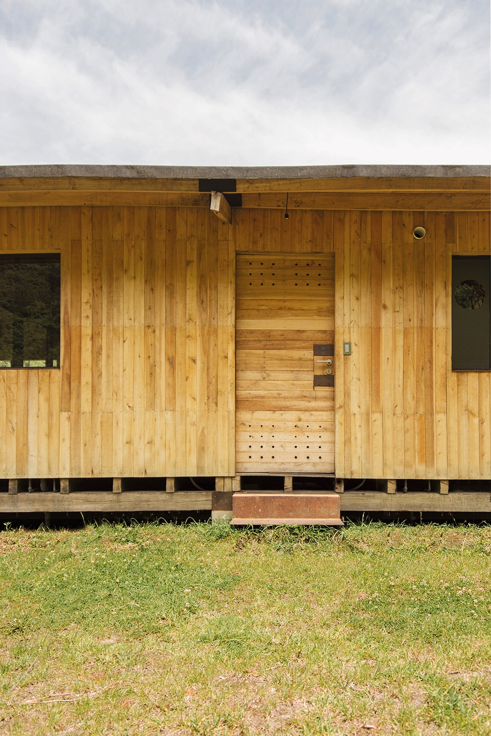 ocal house ecuador by jorge ramon giacometti