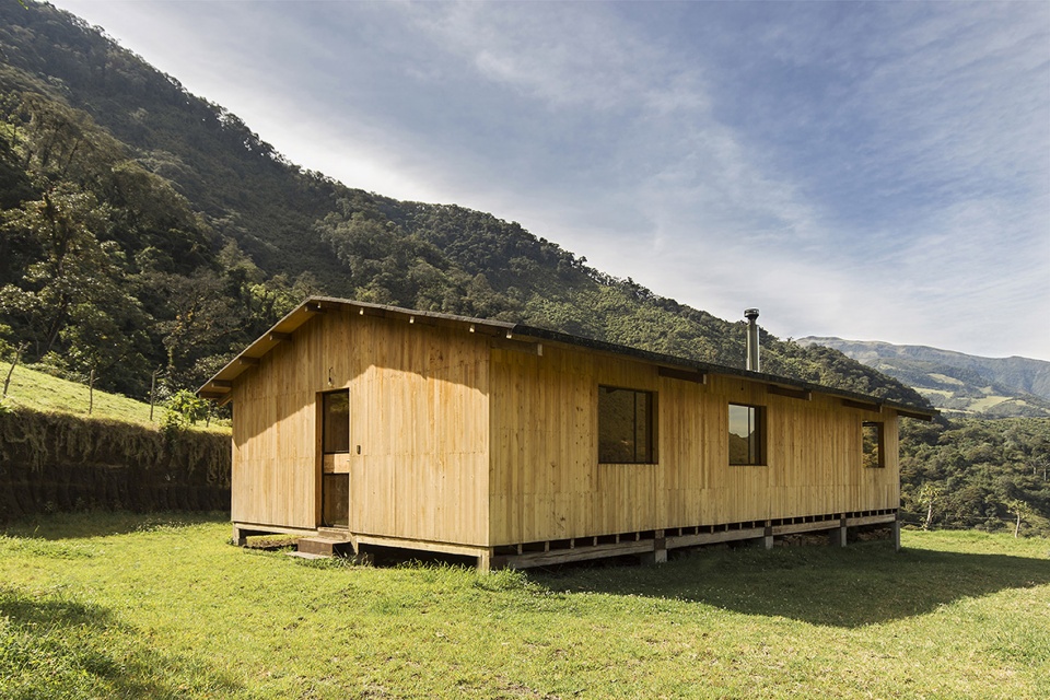ocal house ecuador by jorge ramon giacometti
