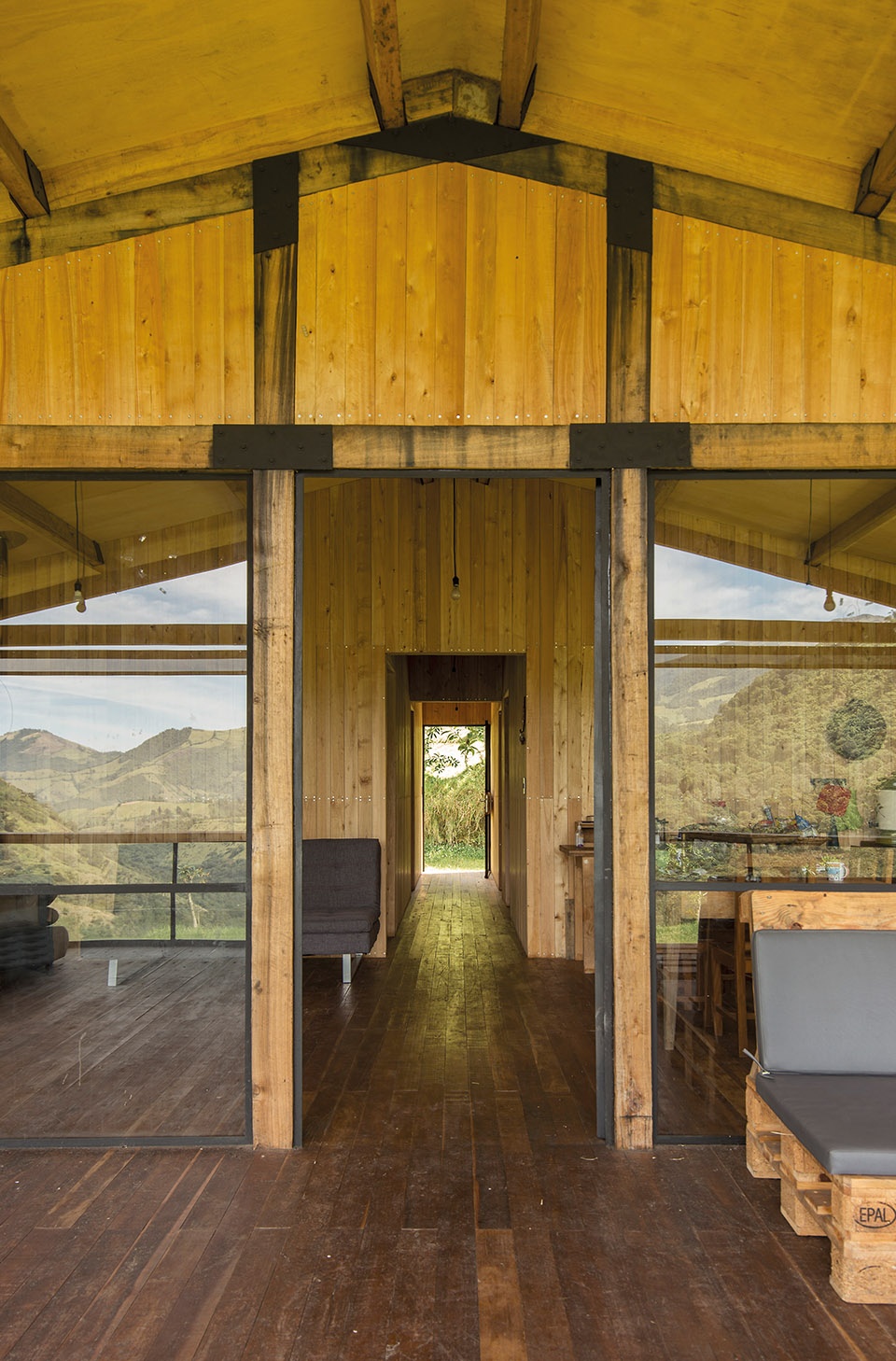 ocal house ecuador by jorge ramon giacometti