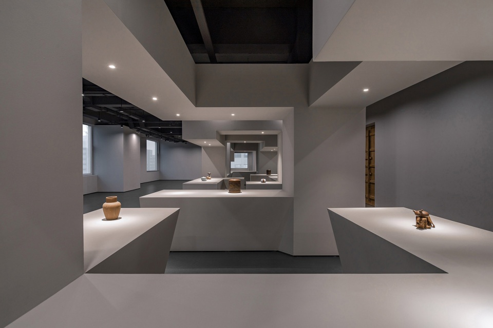Folding gallery art Center China by BANDe Architects