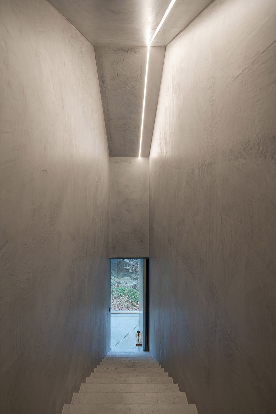 Casa na Caniçada by Carvalho Araújo