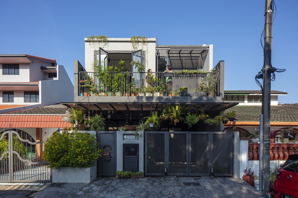 concrete jungle house by n o t architecture 1