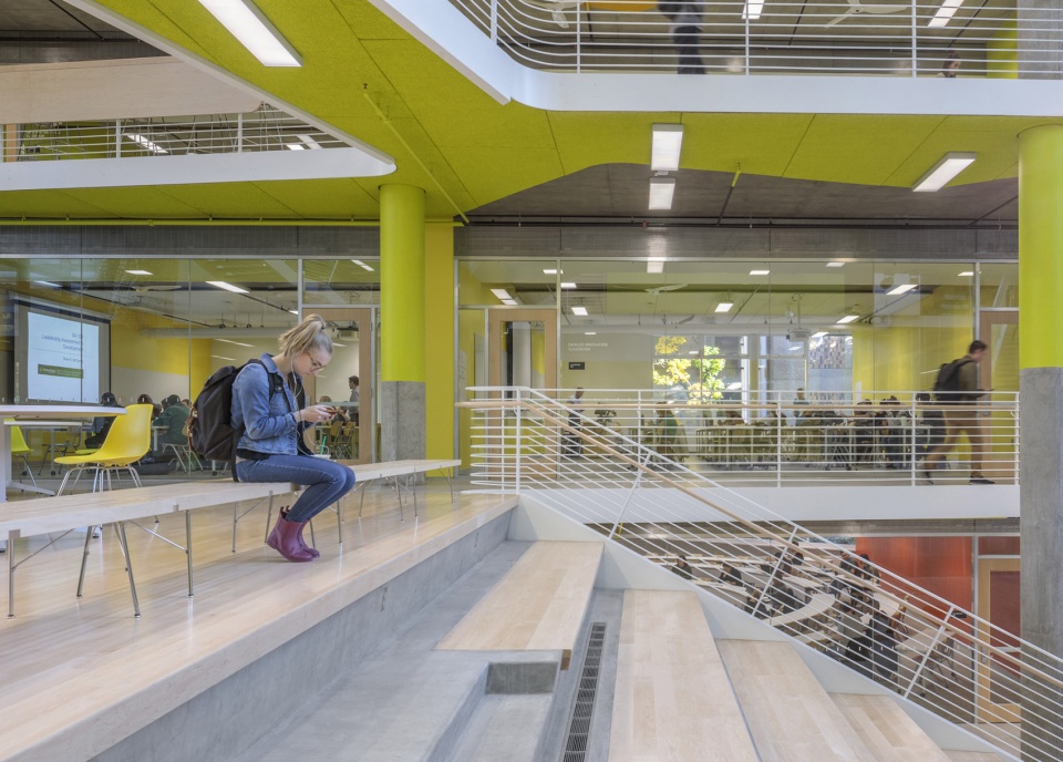 Karl Miller Center by SRG Partnership Behnisch Architekten