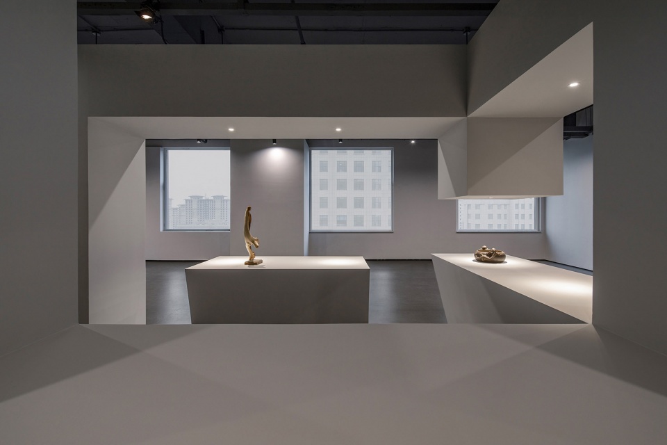 Folding gallery art Center China by BANDe Architects