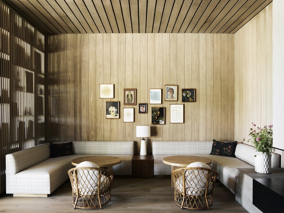 house of flowers by walker warner architects
