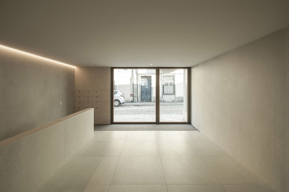 Casas Alcaide by Carvalho Araújo