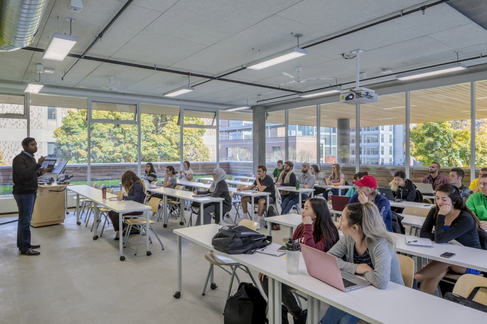 Karl Miller Center by SRG Partnership Behnisch Architekten