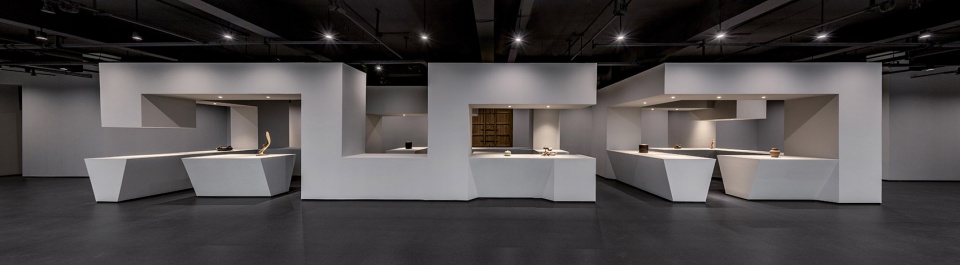 Folding gallery art Center China by BANDe Architects
