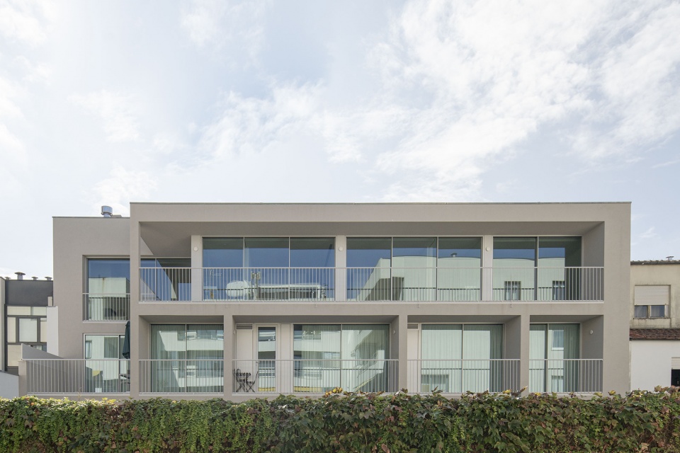 Casas Alcaide by Carvalho Araújo