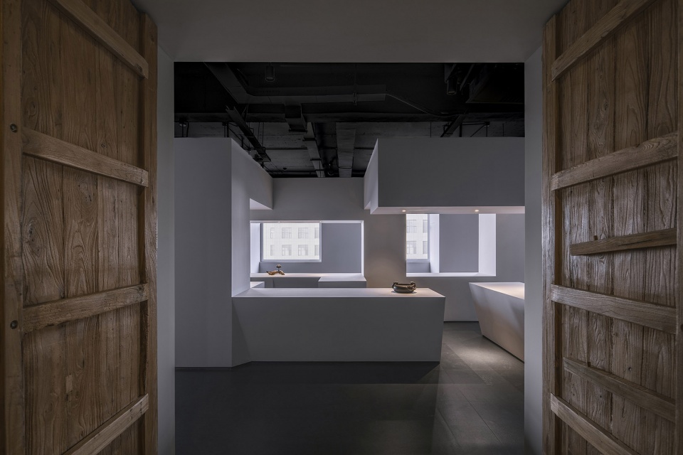 Folding gallery art Center China by BANDe Architects