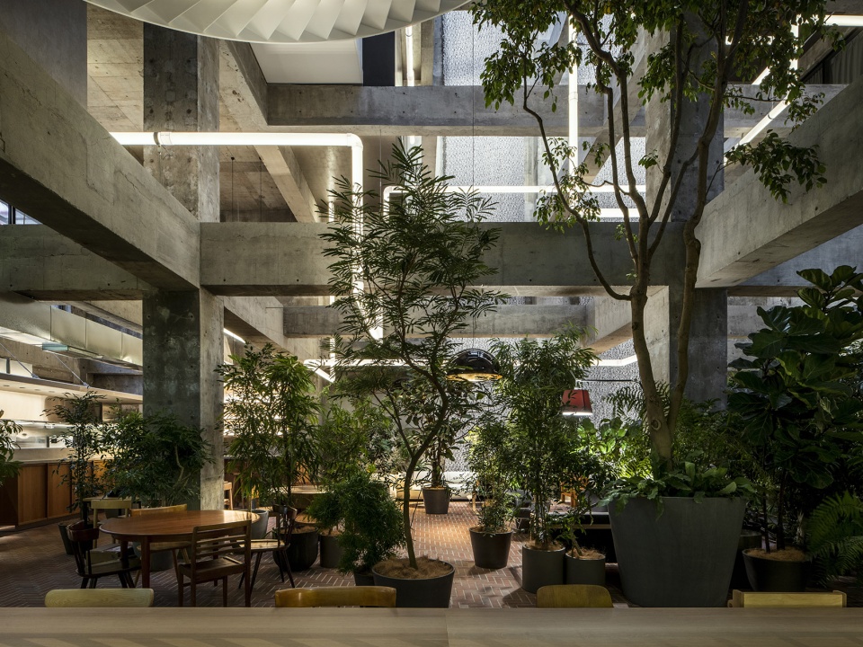 shiroiya hotel by sou fujimoto architects
