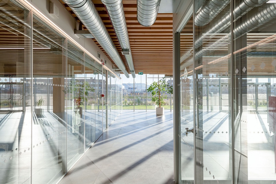 iperceramicas new office building by mario cucinella architects