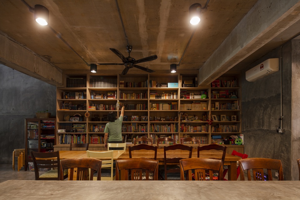 concrete jungle house by n o t architecture