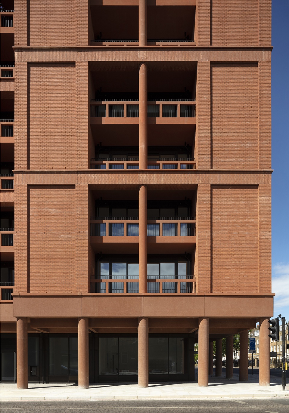 333 kingsland road hackney new primary school by henley halebrown