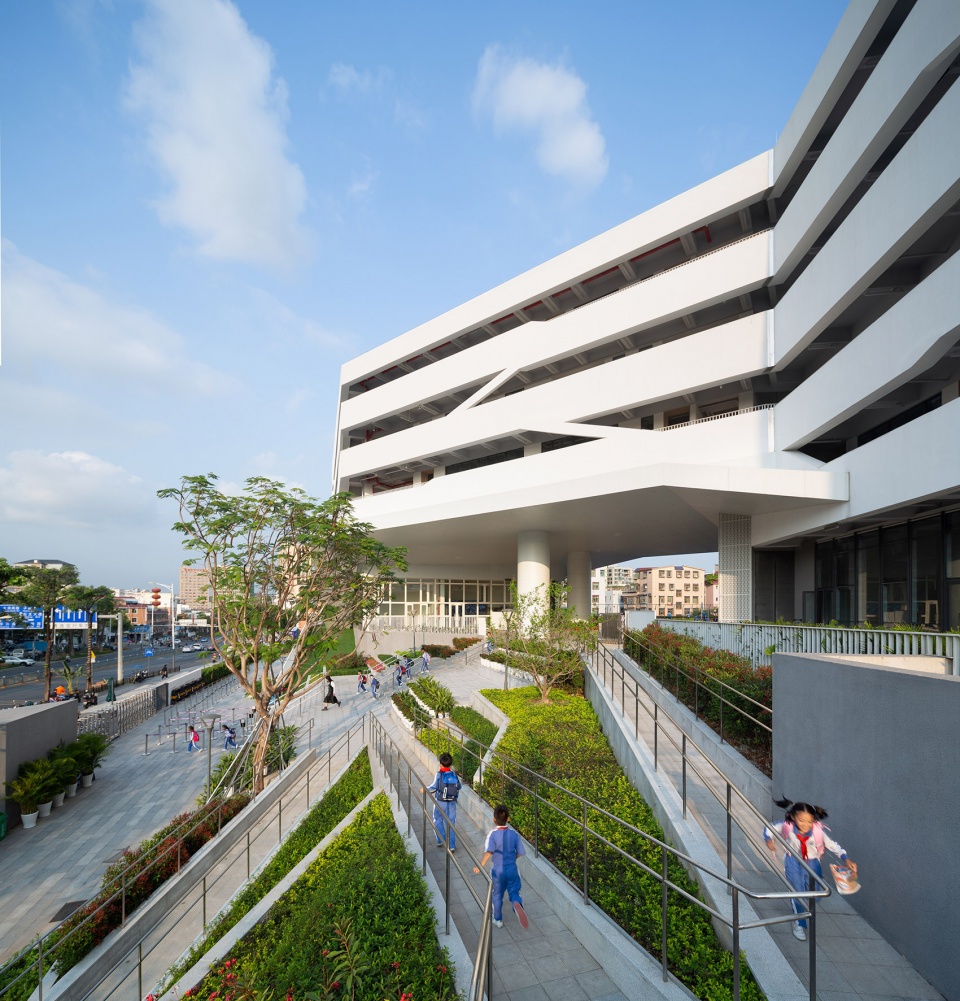 shenzhen longhua second foreign languages school china by fcha