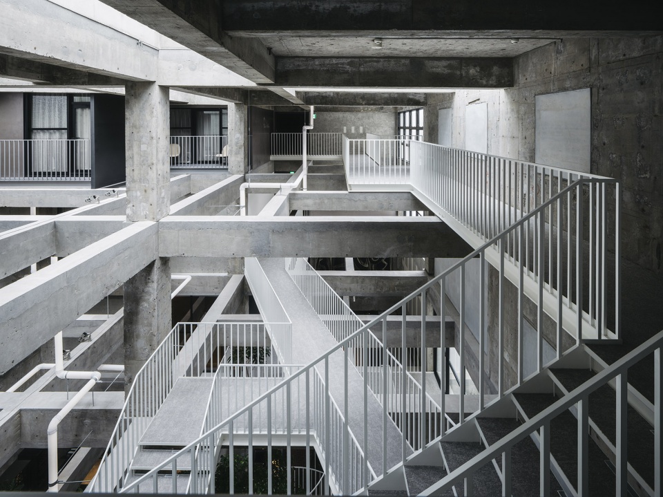 shiroiya hotel by sou fujimoto architects