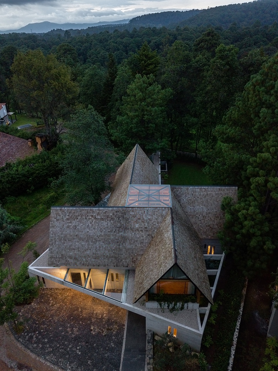 CRA House by Estudio MMX
