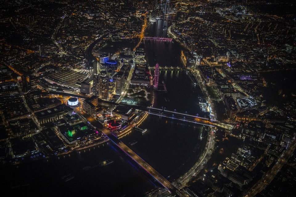 Waterloo to Lambeth Bridges Illuminated River © Jason Hawkes