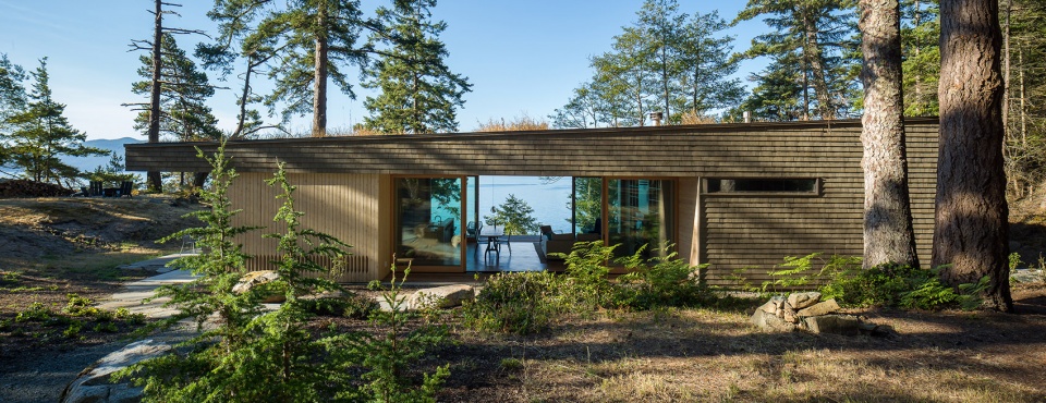 lone madrone by heliotrope architects