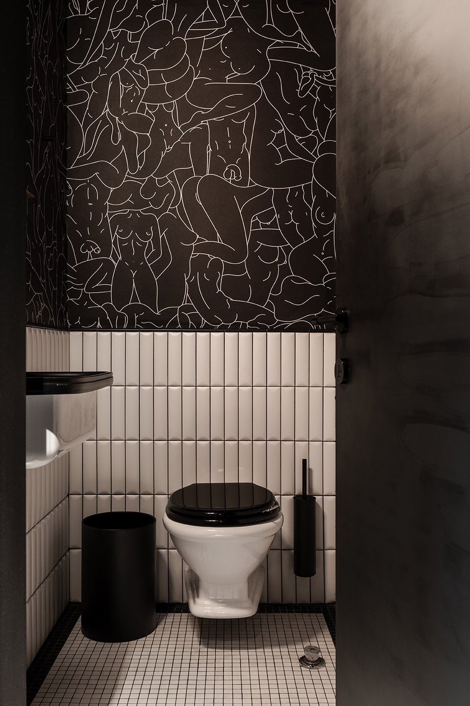 MAD Bars House by YOD design lab