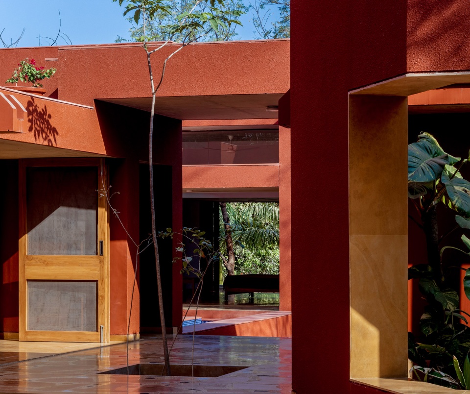A home for the Guptas Raghuveer Kathpalia