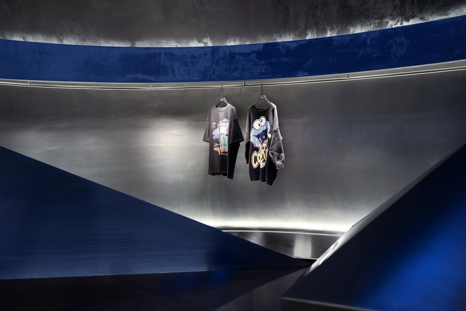 fish yu clothing exhibition hall china by ge space design