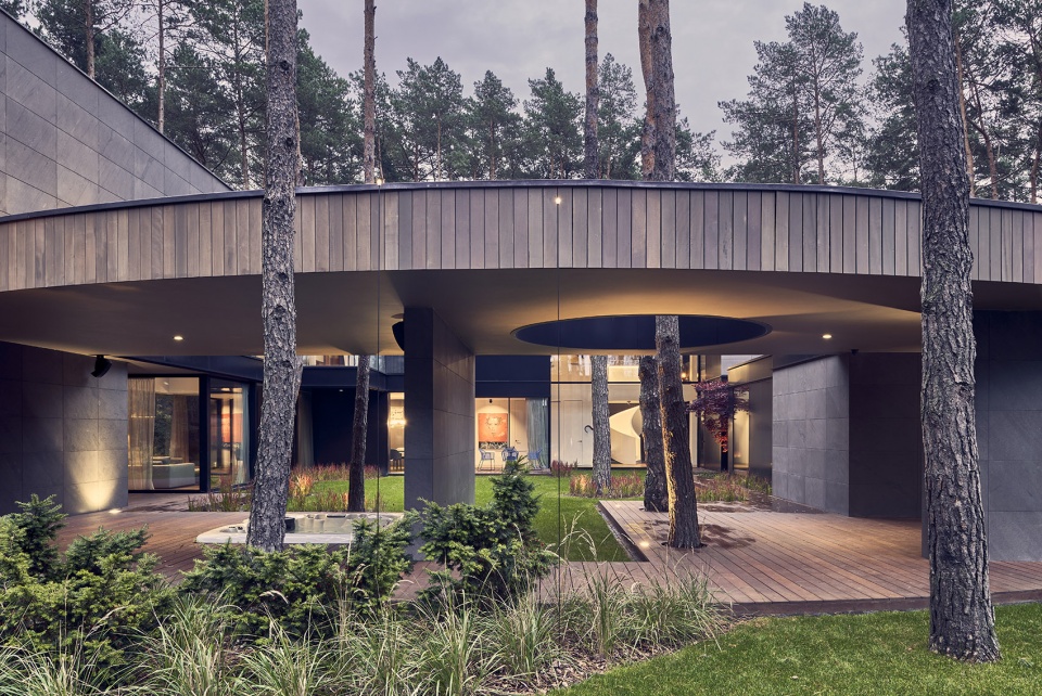 circle wood poland by mobius architects