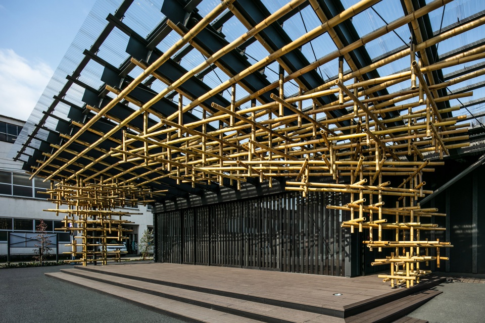 taketa castle town plaza oita by kengo kuma and associates