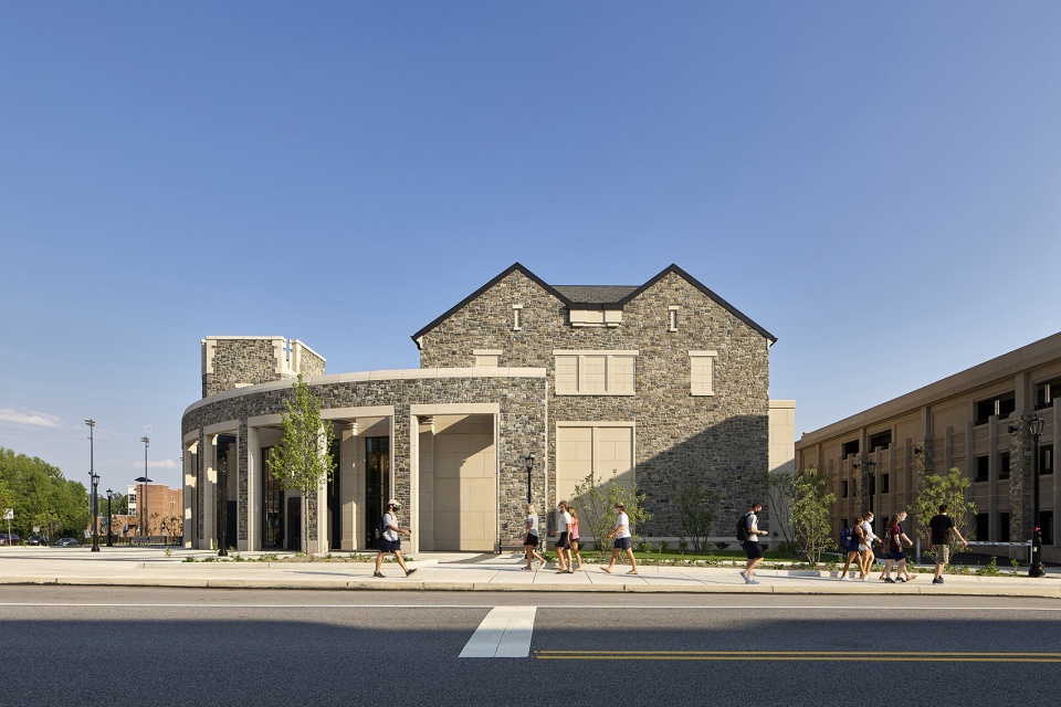 Joan and John Mullen Center for the Performing Arts VMA RAMSA