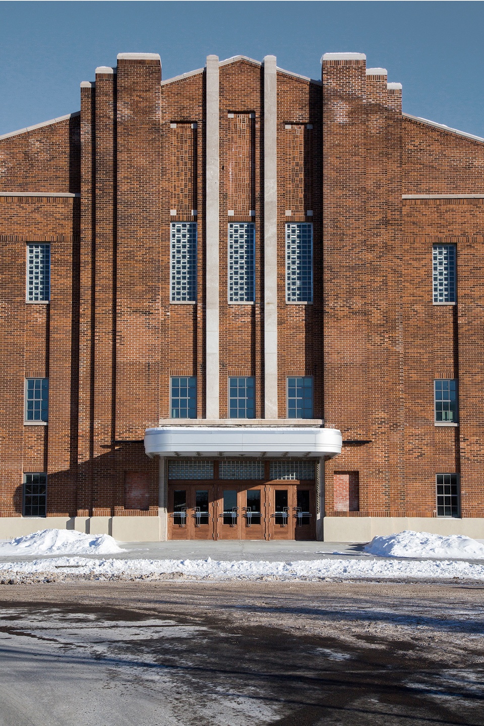verdun auditorium by fabg