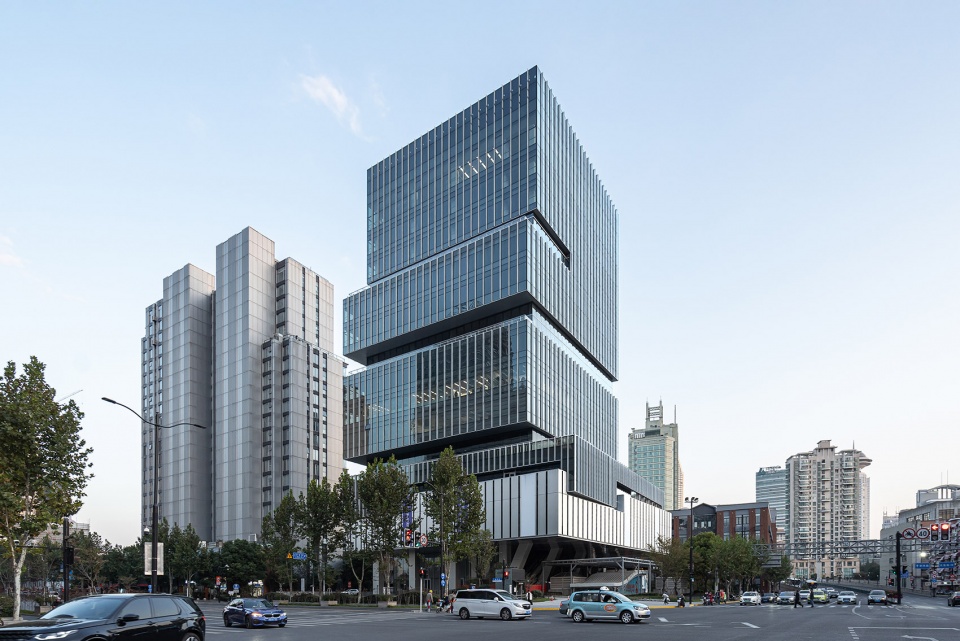 EDGE Shanghai by Aedas