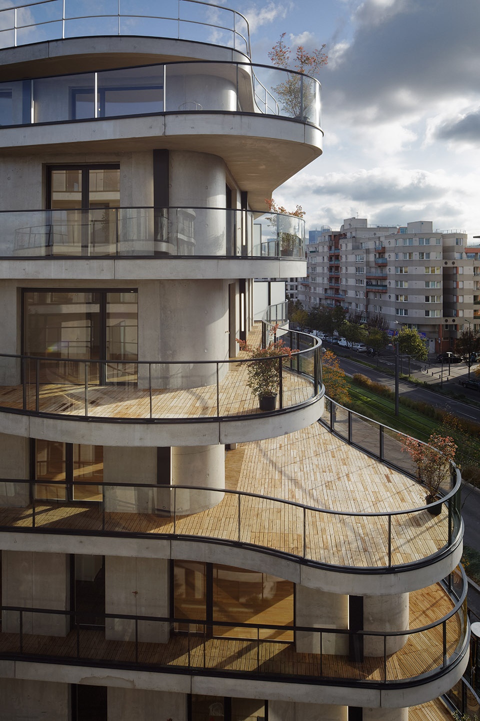 courbes residential building by christophe rousselle architecte