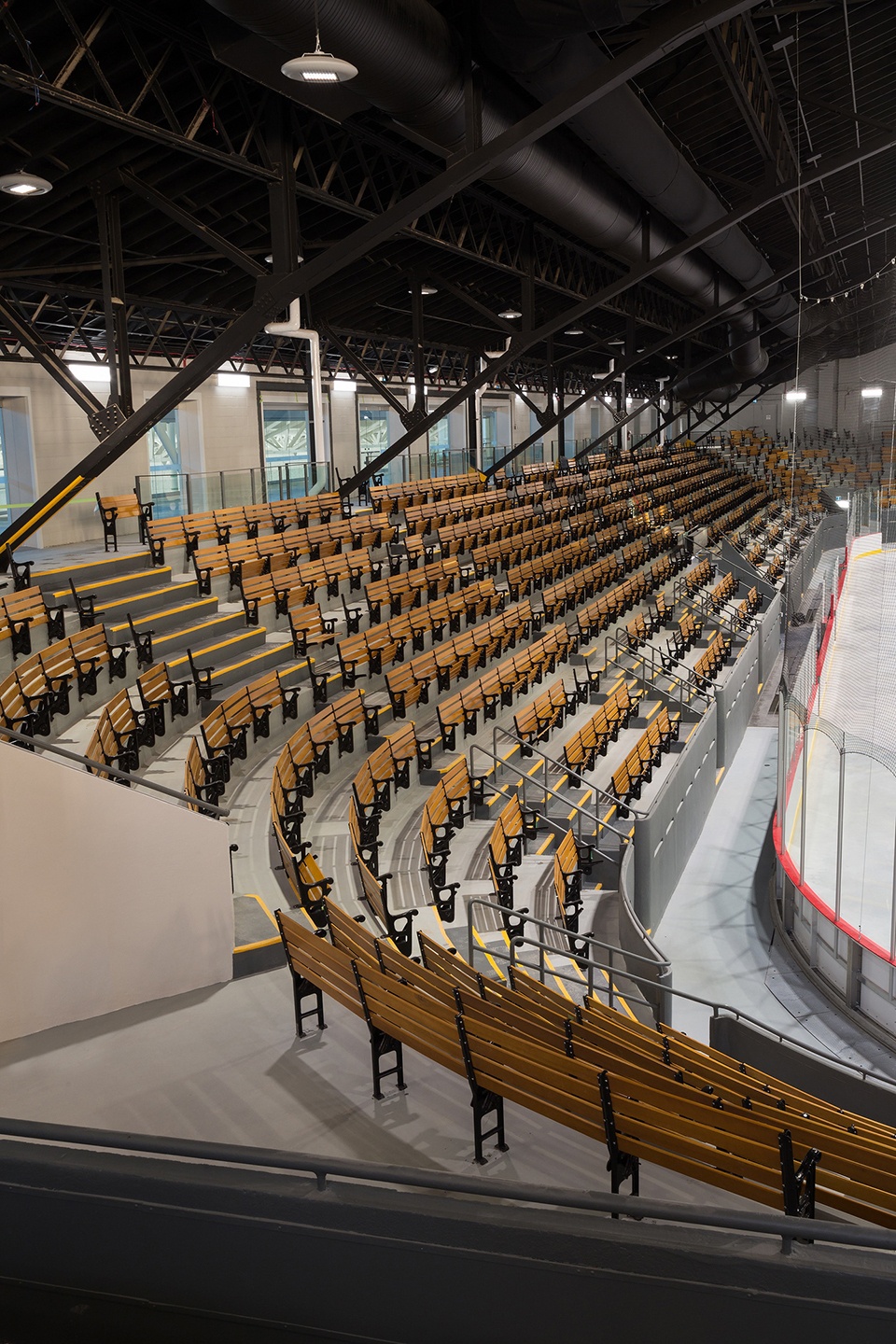 verdun auditorium by fabg