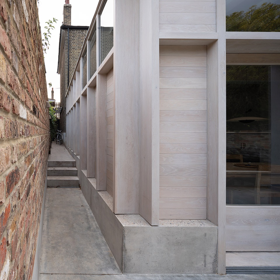 Concrete Plinth House by DGN Studio