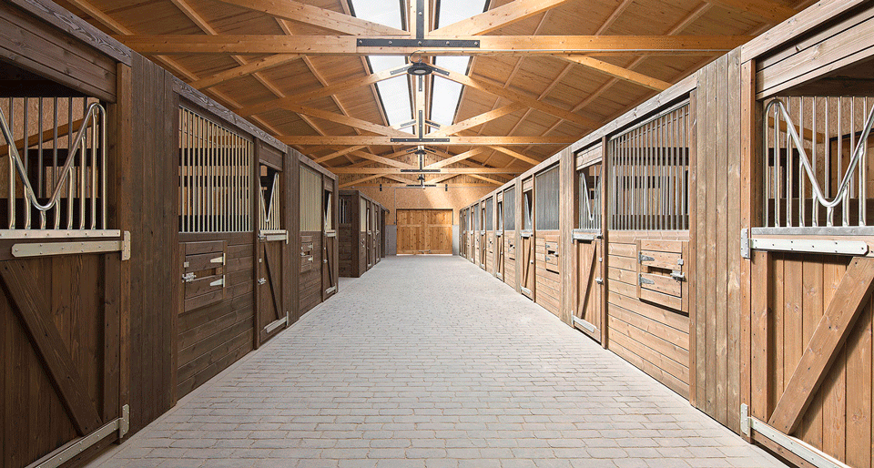 hotel equino by gabarra arquitectes 1