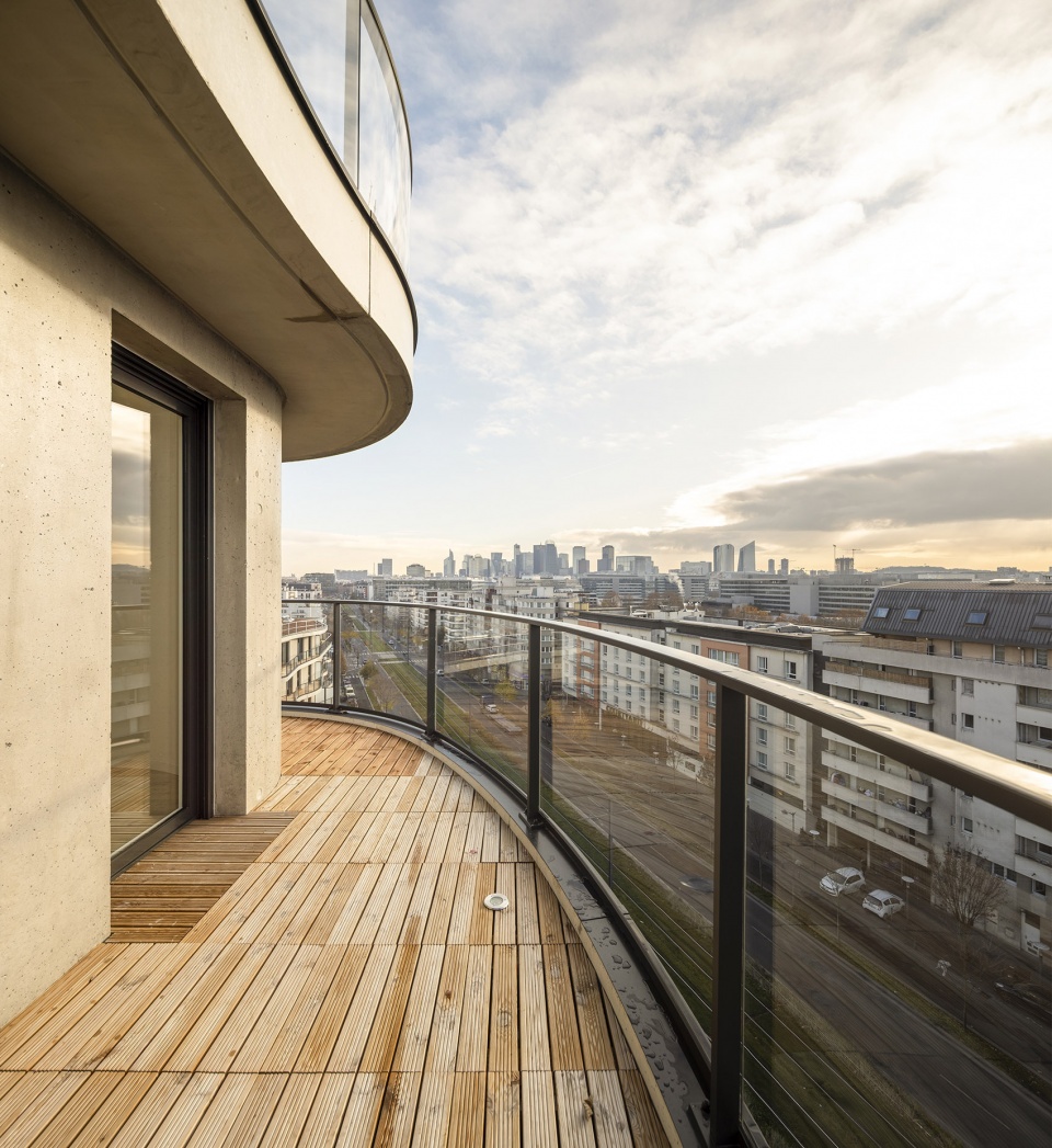 courbes residential building by christophe rousselle architecte