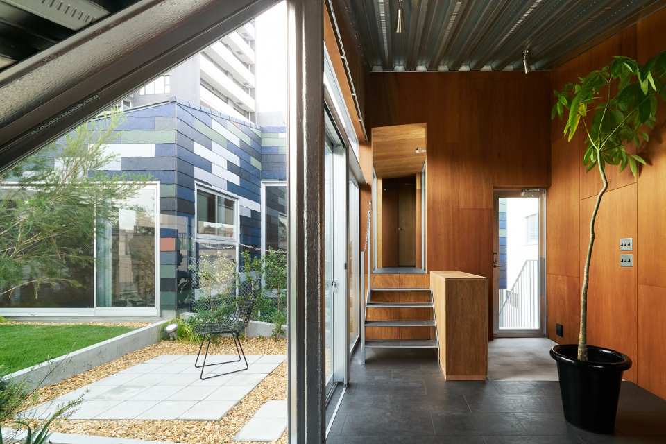 overlap house by akihisa hirata architecture office