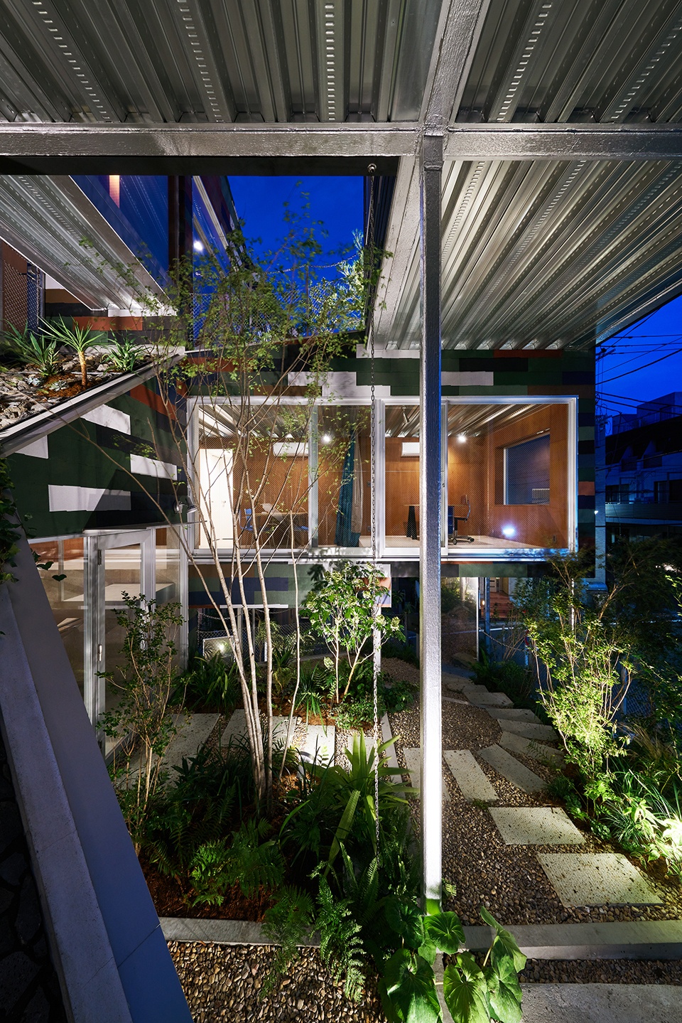 overlap house by akihisa hirata architecture office