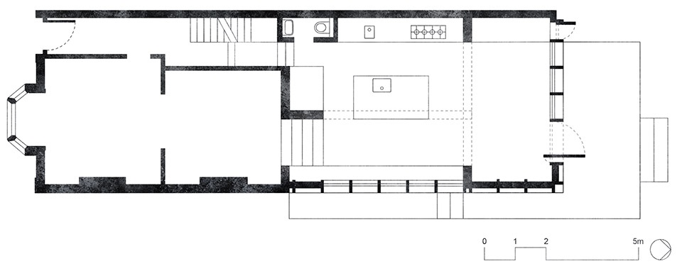 Concrete Plinth House by DGN Studio