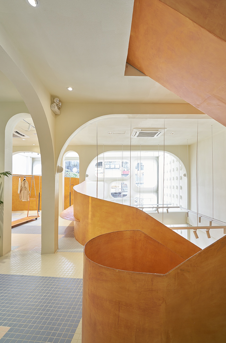 libe flagship by red5studio