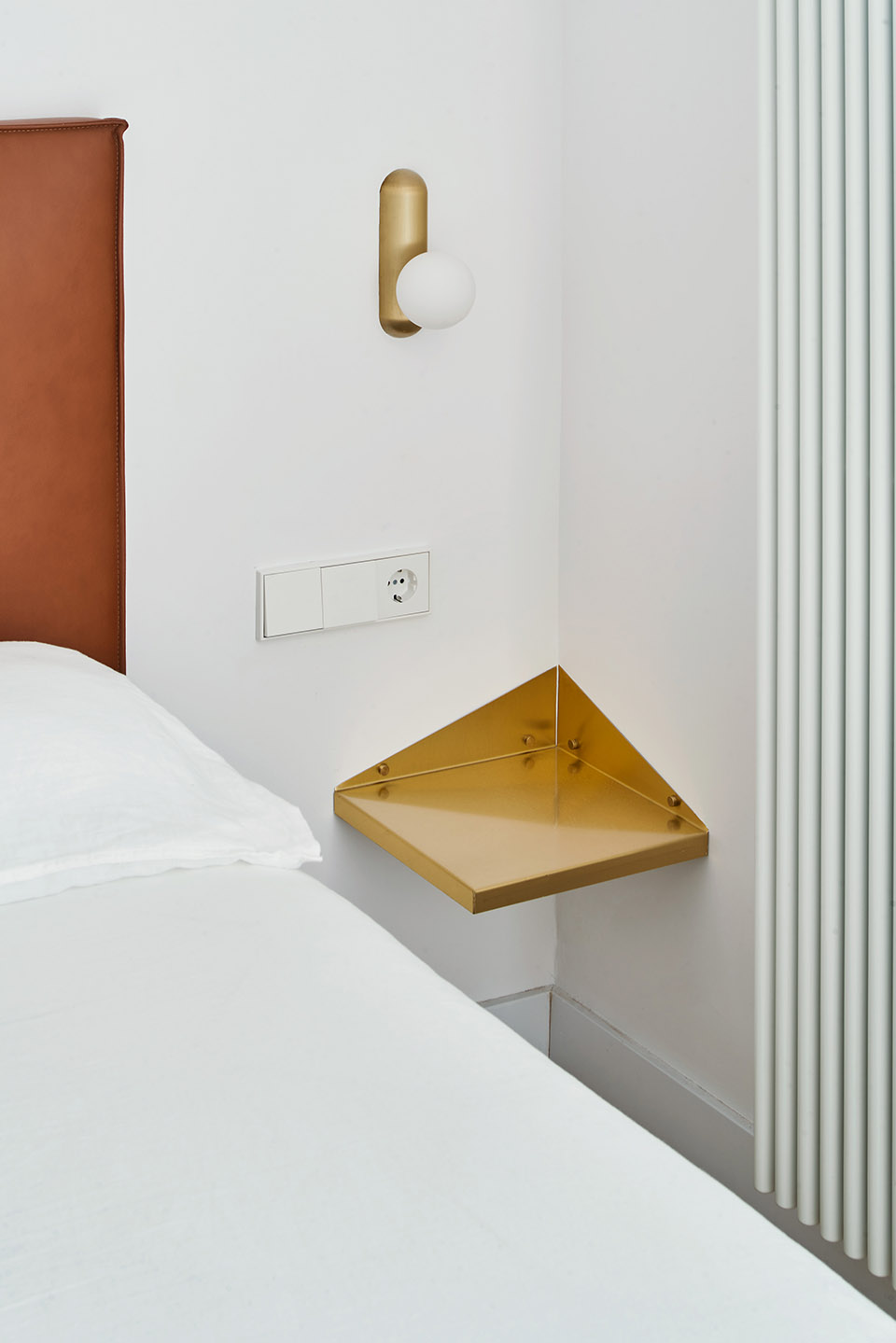 Residence 0110 by Raul Sanchez Architects