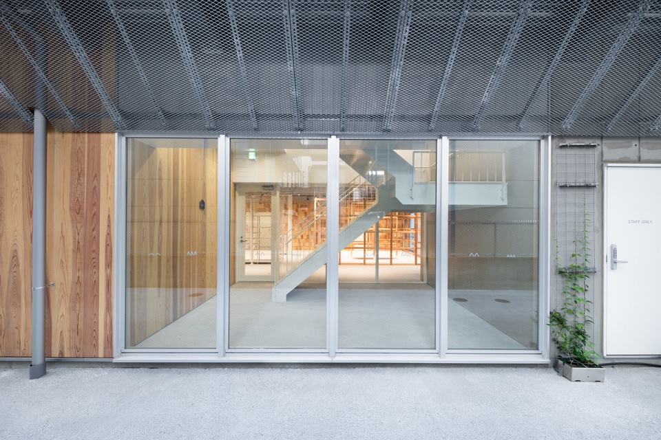 PALETTE Workspace for Continuous Employment Kosuke Bando Architects+nanometer architecture