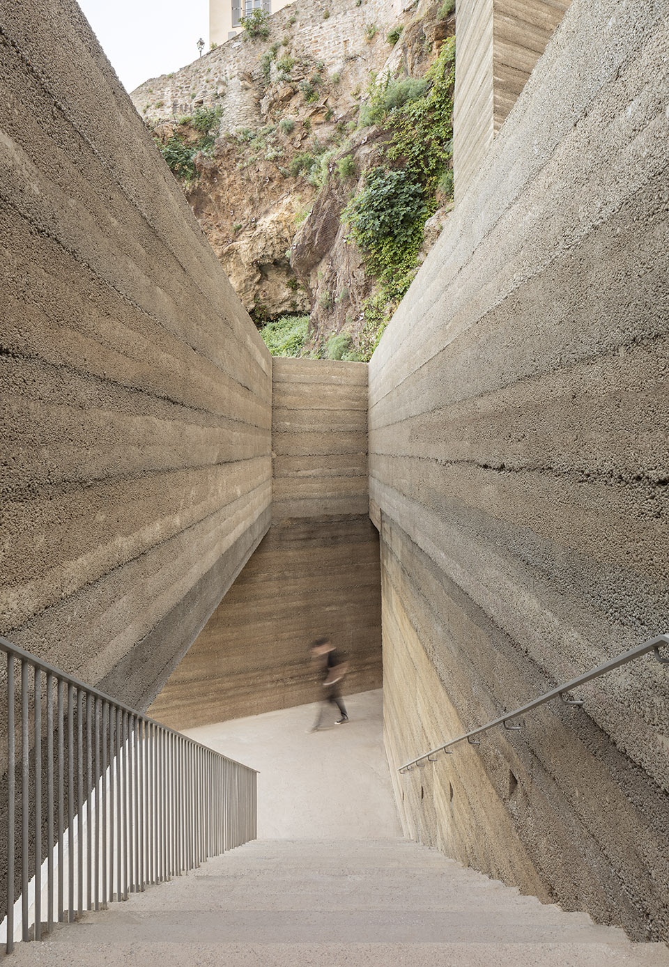 MANTINUM Buzzo Spinelli Architecture