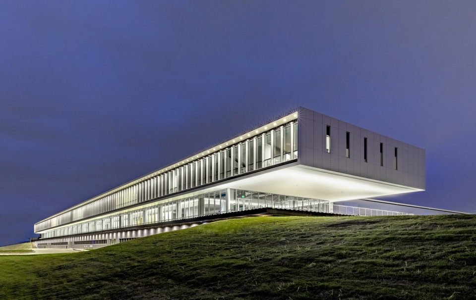 collin college technical campus texas by perkinswill