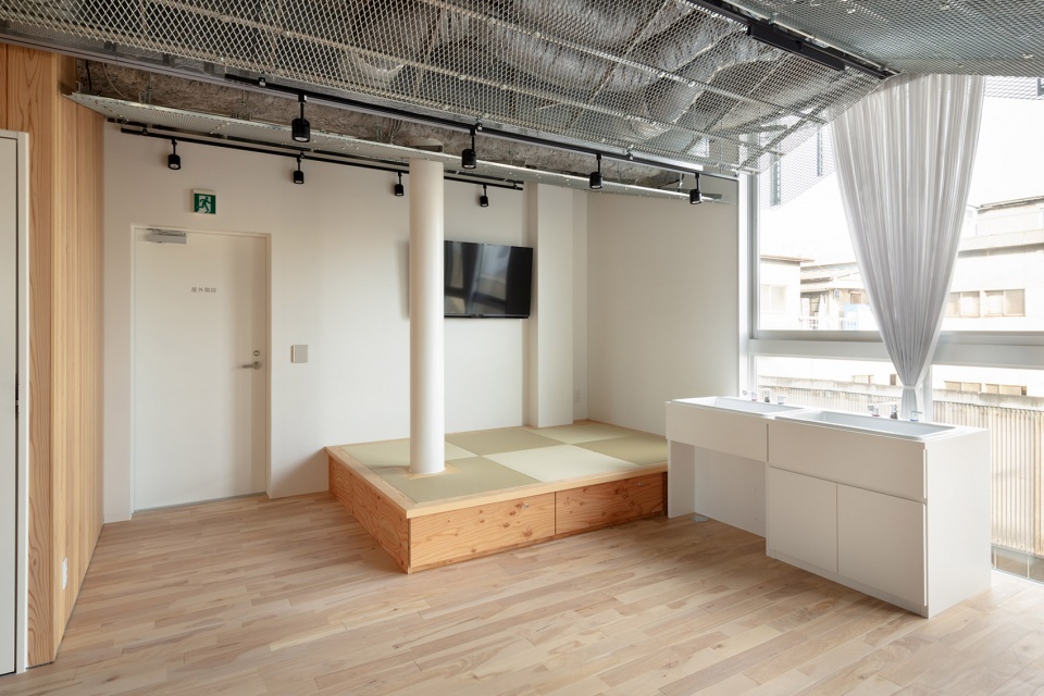 PALETTE Workspace for Continuous Employment Kosuke Bando Architects+nanometer architecture