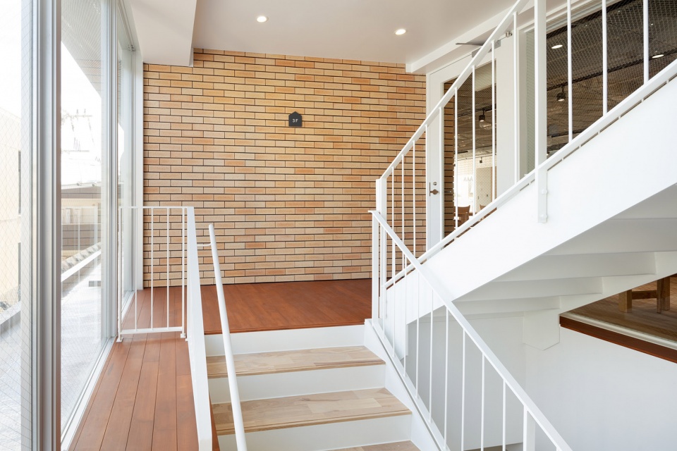 PALETTE Workspace for Continuous Employment Kosuke Bando Architects+nanometer architecture