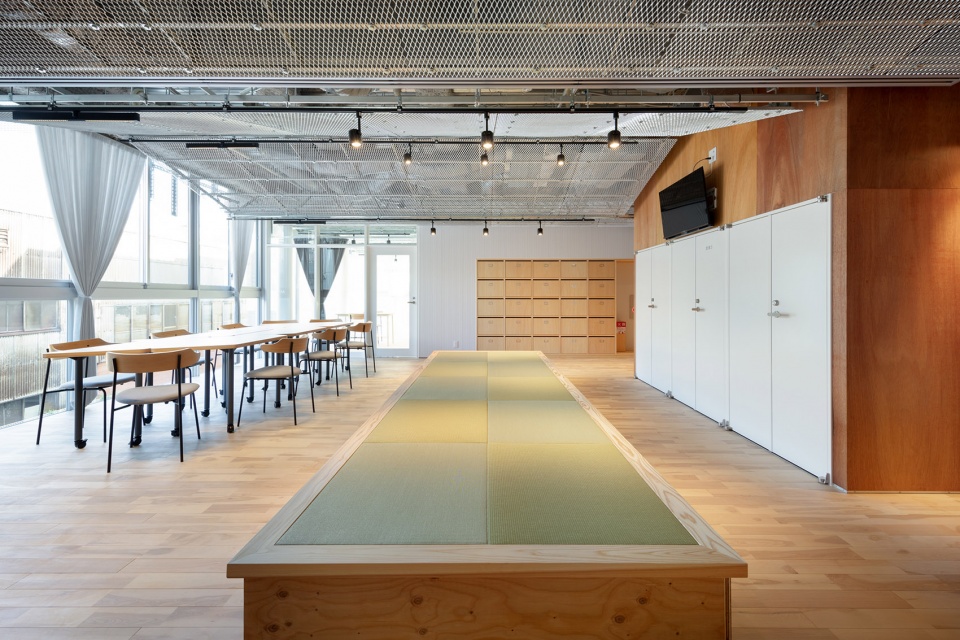 PALETTE Workspace for Continuous Employment Kosuke Bando Architects+nanometer architecture