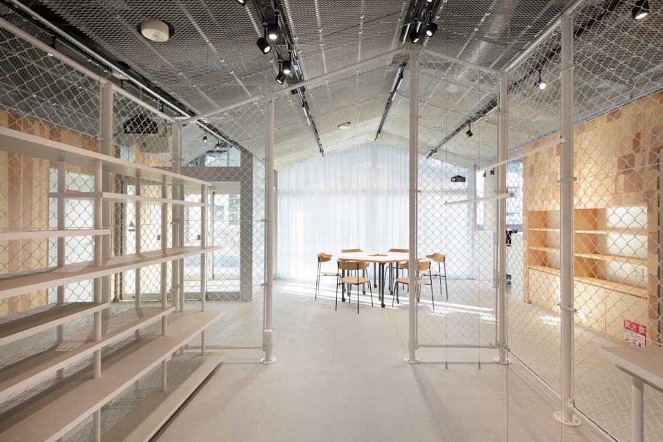 PALETTE Workspace for Continuous Employment Kosuke Bando Architects+nanometer architecture